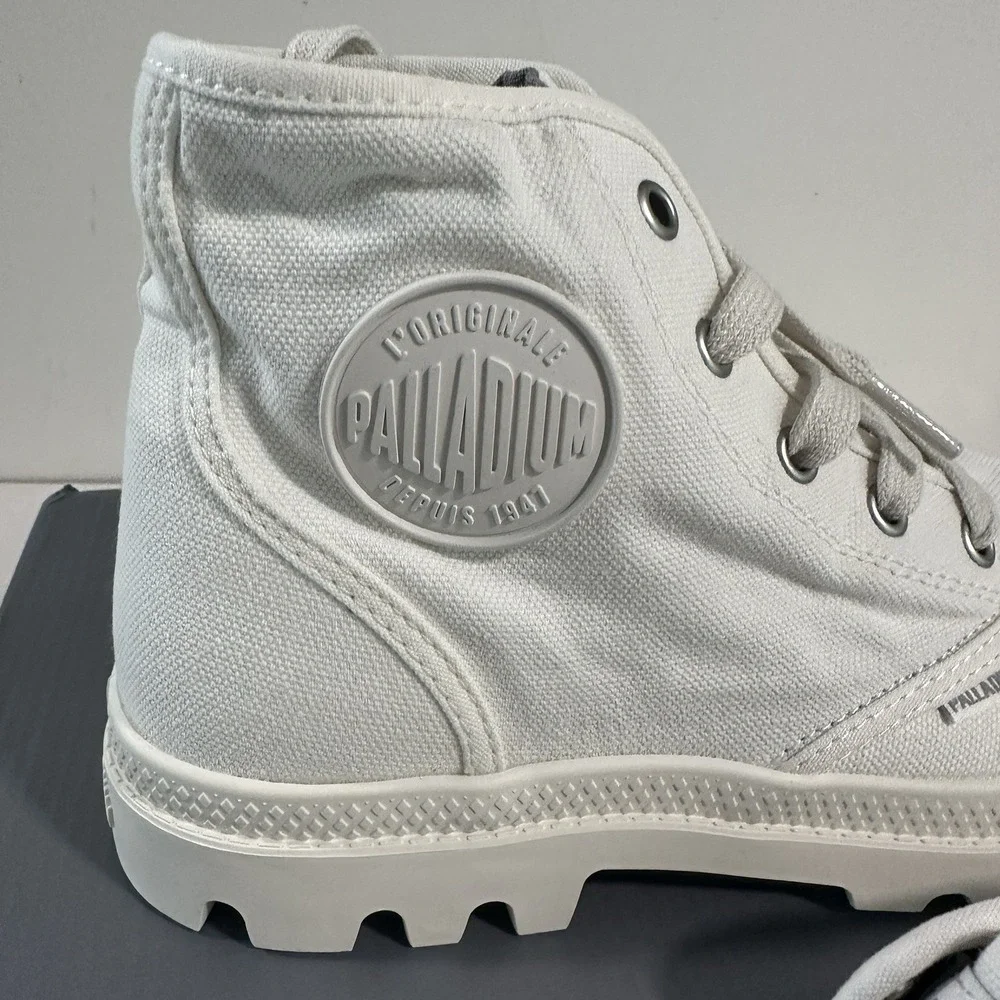 Palladium Pampa Hi Sneaker Boots / Shoes - NEW Womens 8.5 White Canvas 92352-116